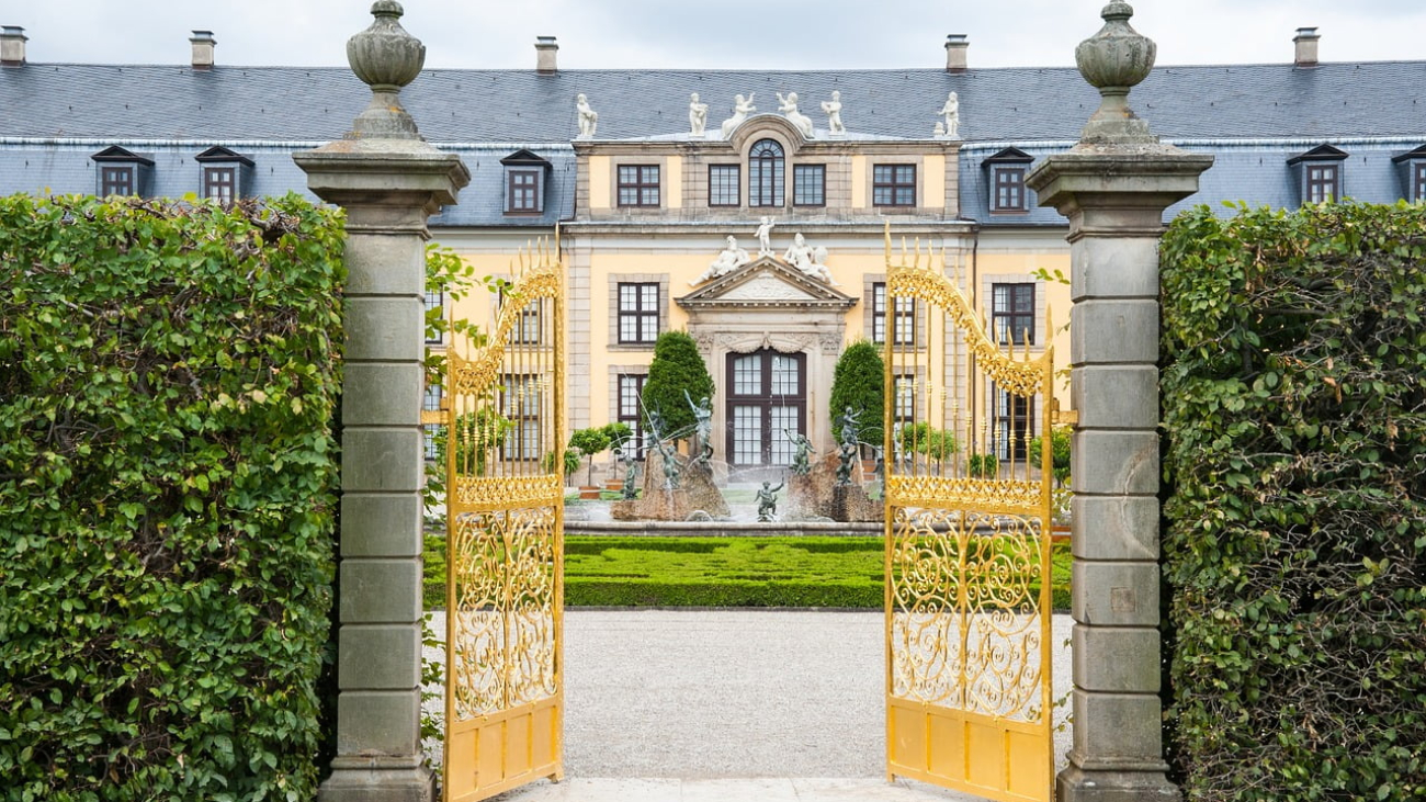 Driveway Metal Gate